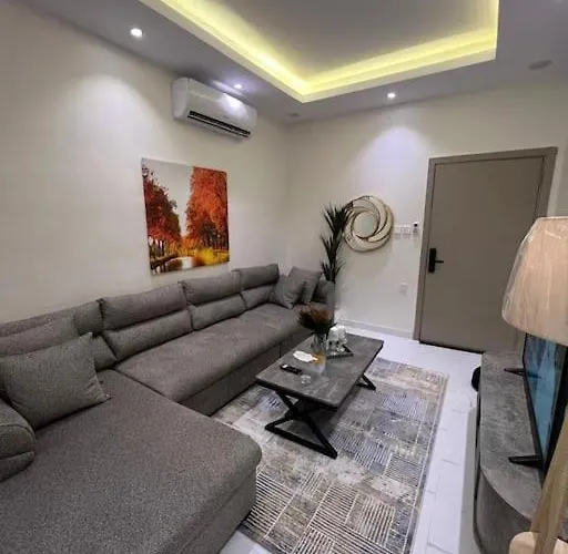 Roommira