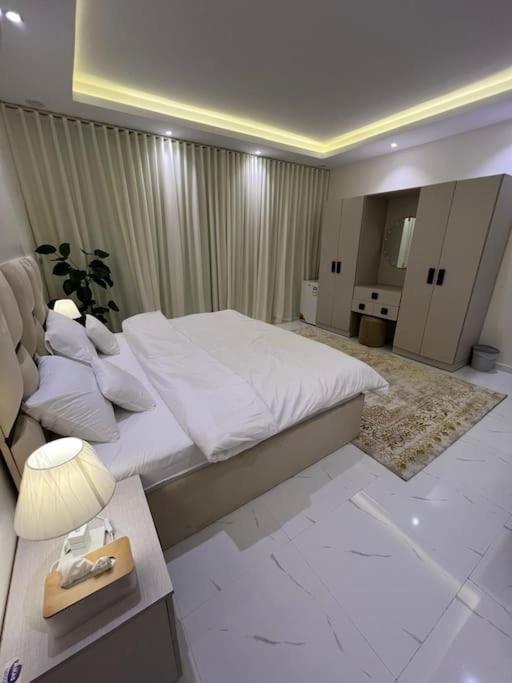 Roommira * Riyadh